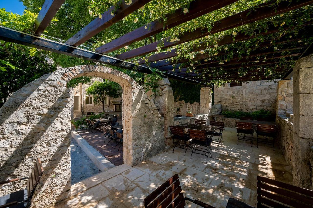 Puteus Palace Heritage Hotel Pučišća Kültér fotó