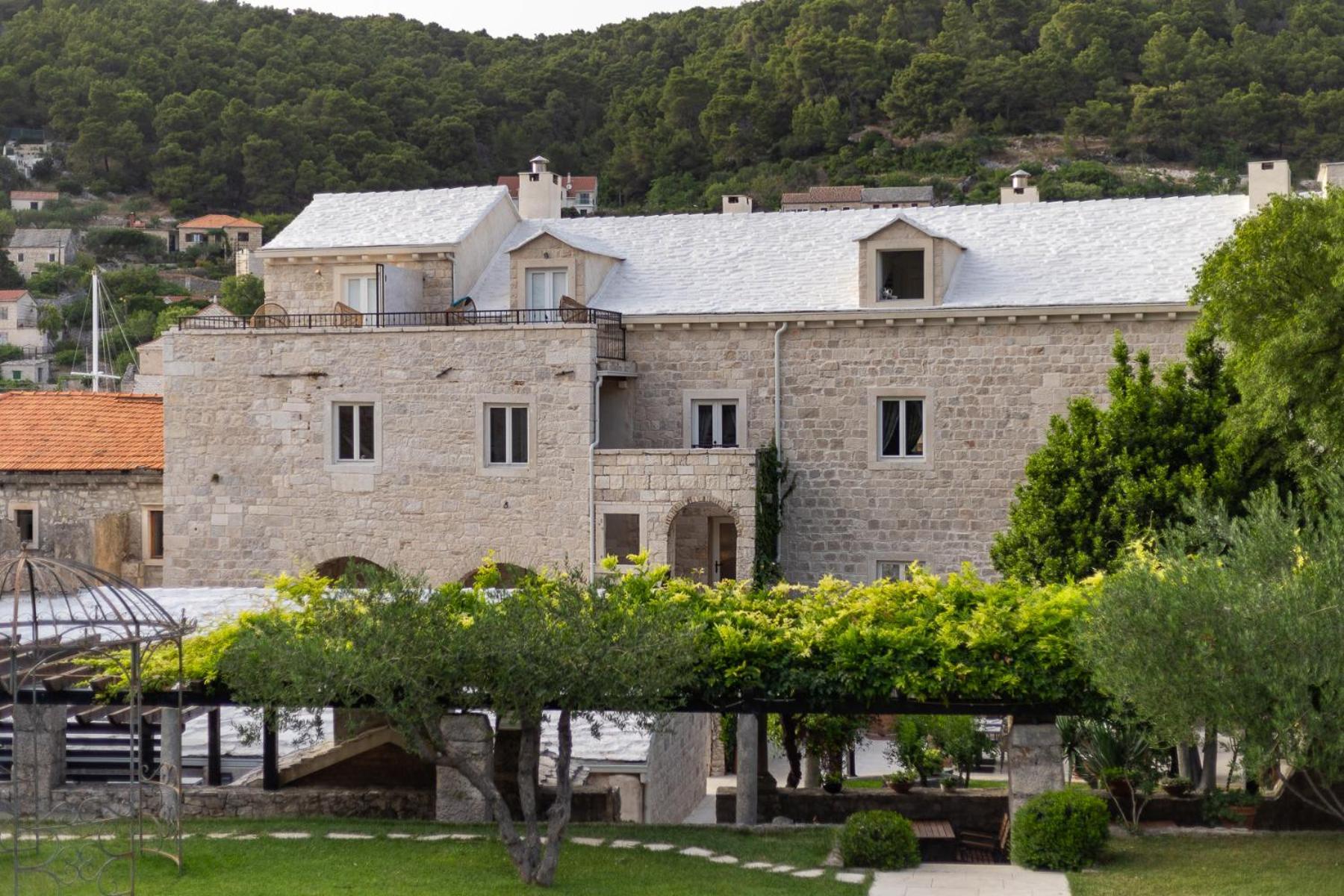 Puteus Palace Heritage Hotel Pučišća Kültér fotó